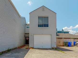 1015 Rambling Oaks Dr, Norman, OK 73072