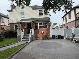 7308 187th St, Fresh Meadows, NY 11366