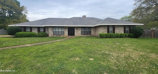 32 Raintree Place, Jackson, MS 39211