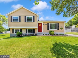 6911 Killarney St, Clinton, MD 20735