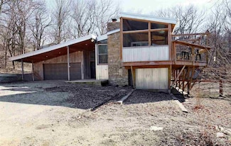 5519 High Meadow Dr, Manhattan, KS 66503