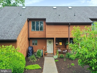 264 Tecumseh Trail, Hedgesville, WV 25427