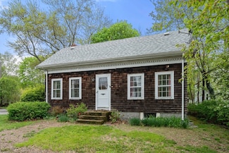 177 Main St, Rockport, MA 01966