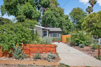 310 N Fulton St, Ojai, CA 93023