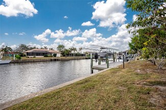 109 Peckham St SE, Port Charlotte, FL 33952