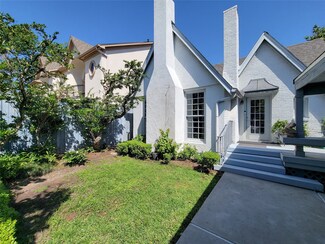 2006 Norfolk St, Houston, TX 77098