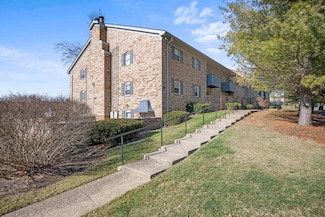 1080 Armstrong Mill Rd Unit A, Lexington, KY 40517