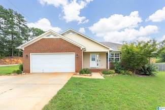 11 Angel Cir, Weaver, AL 36277