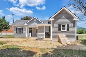 2825 Hancock St NE, Roanoke, VA 24012