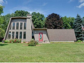 634 Ewers Rd, Leslie, MI 49251