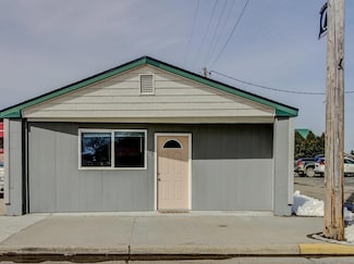 15 Main St NE, Menahga, MN 56464