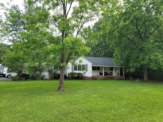 1101 W Church St, Booneville, MS 38829