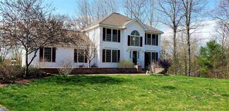 14 Guernsey Ct, Chichester, NH 03258