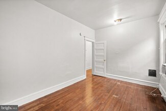 1154 Princess Ave, Camden, NJ 08103