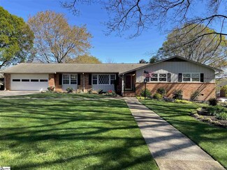 217 Edgewood Dr, Mauldin, SC 29662