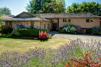 4921 111th Ave NE, Kirkland, WA 98033