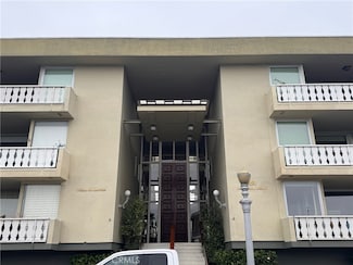 103 Ravenna Dr Unit 15, Long Beach, CA 90803