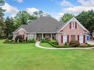 84 Gloster Rd NW, Lawrenceville, GA 30044