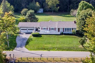 4616 E Bluff Dr, Penn Yan, NY 14527