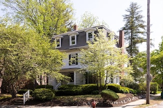 39 Woodward St, Newton Highlands, MA 02461