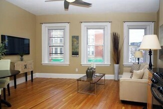 104 Dorchester St Unit R2, Boston, MA 02127