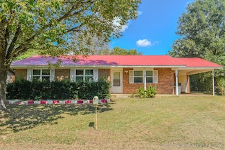 906 Powell Dr, Antlers, OK 74523