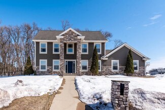 109 Hidden Oaks Cir, Mankato, MN 56001