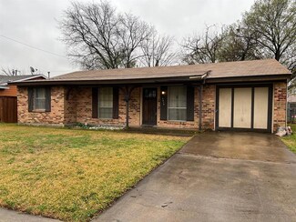 4014 Timberline Dr, Garland, TX 75042