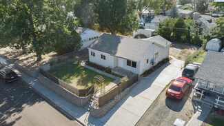 1013 Smith Ave, Richland, WA 99354