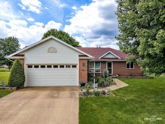 1231 Anthony Ln, Sandwich, IL 60548