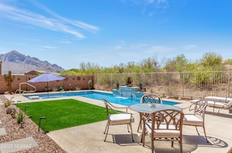 11785 N Silverscape Dr, Oro Valley, AZ 85737