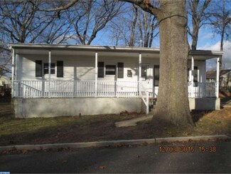 35 E Hodges Ave, Lawnside, NJ 08045