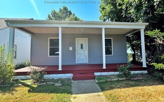 541 10th Ave W, Huntington, WV 25701