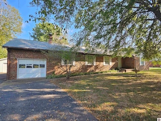 7031 Shawn Ln, Paducah, KY 42001