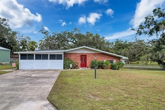 34739 Hibiscus Dr, Dade City, FL 33523