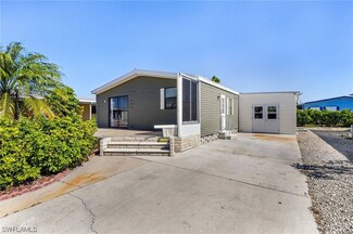 4938 Mullette Ln, Saint James City, FL 33956