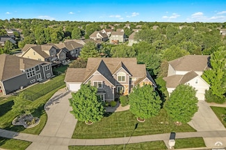 1108 Brynwood Ct, Lawrence, KS 66049