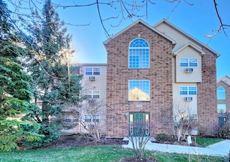 410 Cunat Blvd Unit 1B, Richmond, IL 60071