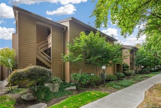 1819 N 107th St Unit 204, Seattle, WA 98133