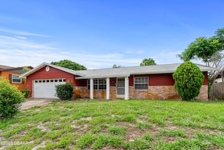 1317 N Shangri la Dr, Daytona Beach, FL 32119