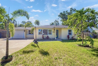 626 74th St N, Saint Petersburg, FL 33710