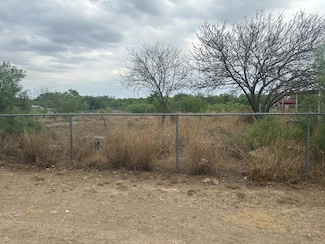 3889 White Tail Dr, Elm Creek, TX 78852