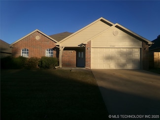 5307 Redbud Place, Sand Springs, OK 74063