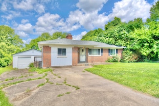 5370 Skyline Dr, Highland Heights, KY 41076