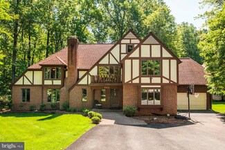8214 Osage Ln, Bethesda, MD 20817