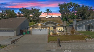 974 Blossom Hill Dr, Corona, CA 92880