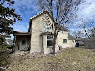 616 6th St SE, Watertown, SD 57201