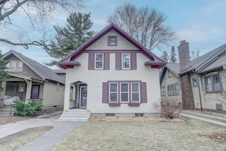 235 Vernon St, Saint Paul, MN 55105
