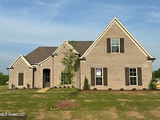 728 Lucas Ln, Hernando, MS 38632
