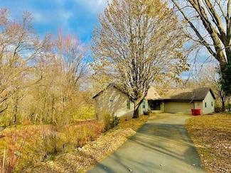 20 Amy Ln, Mantorville, MN 55955